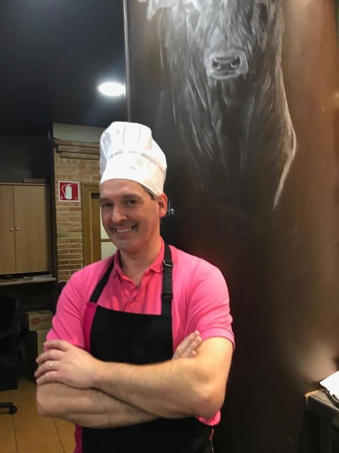 Hostal Ardoi Zizur Mayor Bagian luar foto