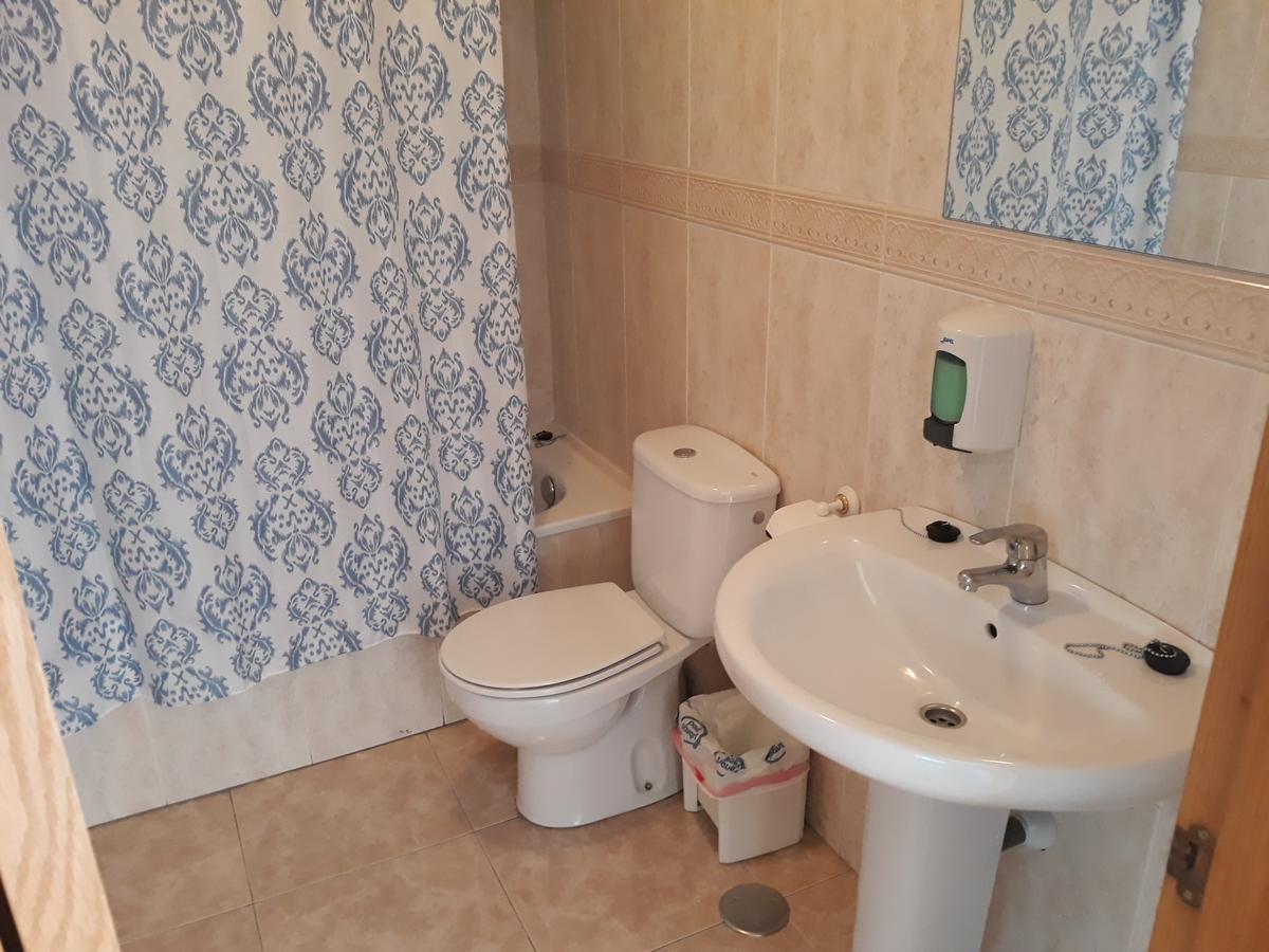 Hostal Ardoi Zizur Mayor Bagian luar foto