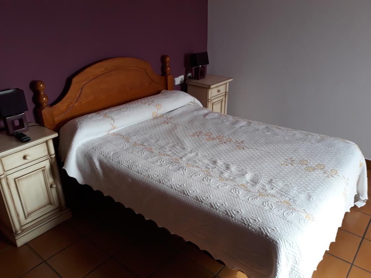 Hostal Ardoi Zizur Mayor Bagian luar foto