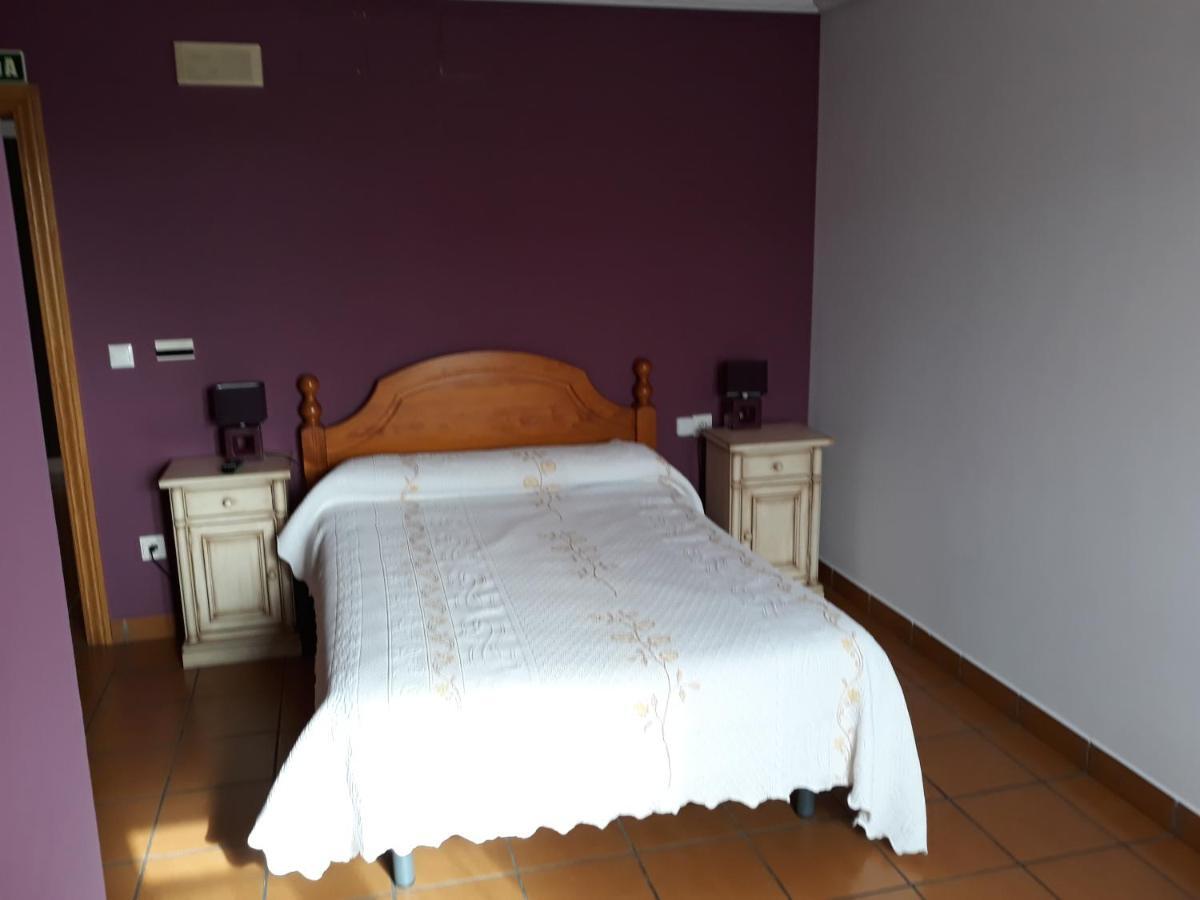 Hostal Ardoi Zizur Mayor Ruang foto